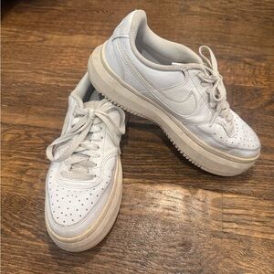 Nike Court Vision Alta Platform Triple White Sneakers Womens 9 Air Force 1 Style